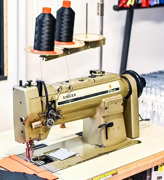 Machine-Pro-2-Riosa-Neoprene Singer 212 - Atelier Riosa réparation combinaison néoprene